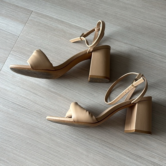 Twisted-strap Sandals - Picture 8 of 13